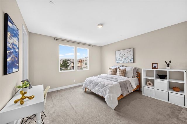 125 Source, Irvine, CA 92618