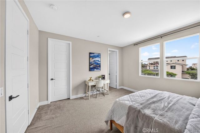 125 Source, Irvine, CA 92618