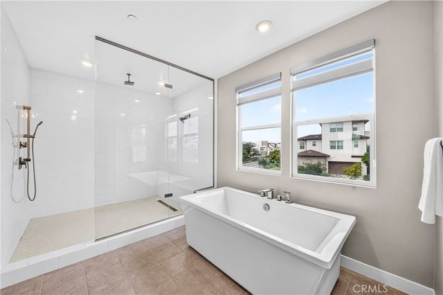 125 Source, Irvine, CA 92618