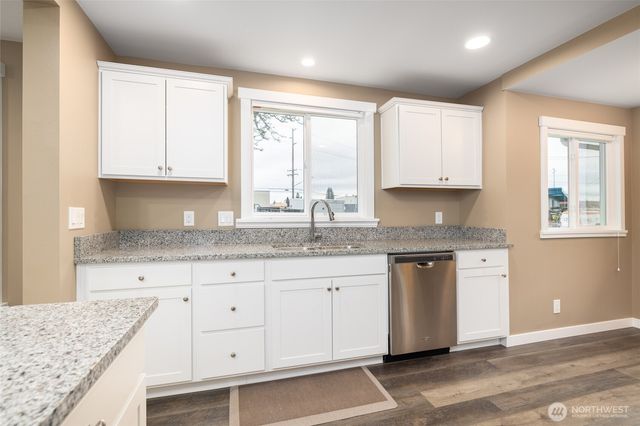 301 N Anacortes Street, Burlington, WA 98233