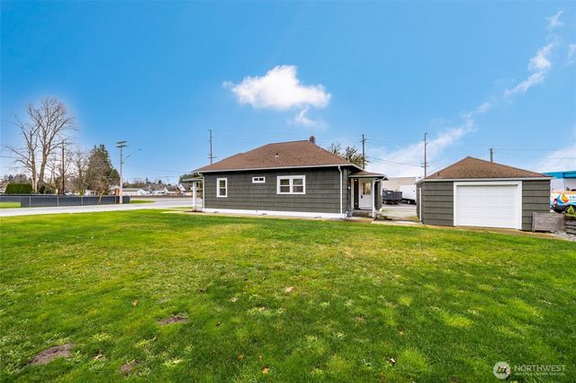 301 N Anacortes Street, Burlington, WA 98233