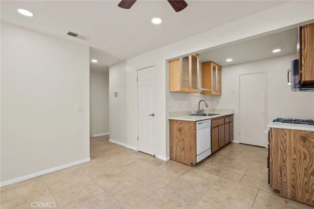 1305 Brentwood Circle D, Corona, CA 92882