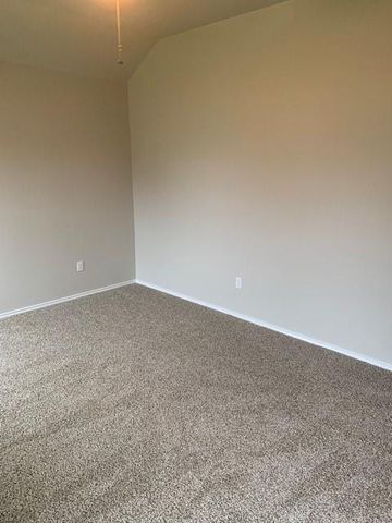 12205 Ferrystone Glen DR, Del Valle, TX 78617