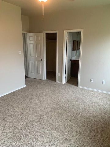 12205 Ferrystone Glen DR, Del Valle, TX 78617