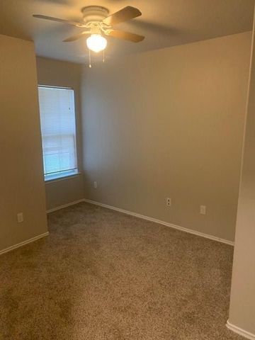 12205 Ferrystone Glen DR, Del Valle, TX 78617