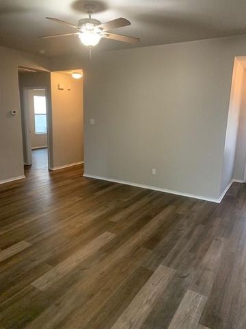 12205 Ferrystone Glen DR, Del Valle, TX 78617