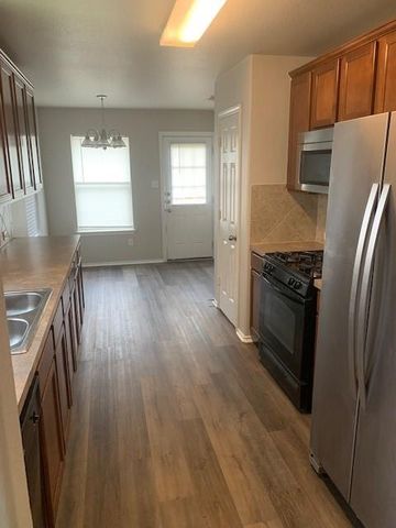 12205 Ferrystone Glen DR, Del Valle, TX 78617