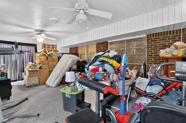 4736 Newport Drive, Del City, OK 73115