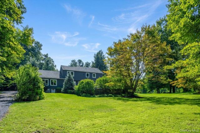 10 Tall Pines Lane, Bedford, NY 10549