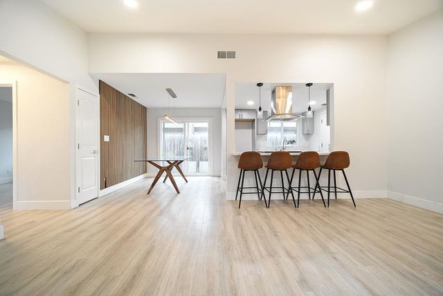 423 R Street, Lincoln, CA 95648