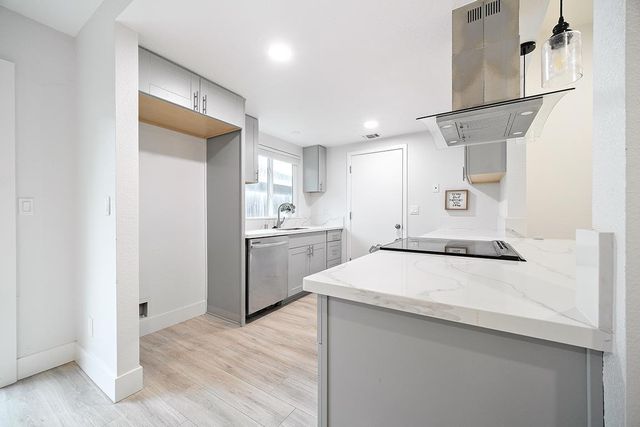 423 R Street, Lincoln, CA 95648