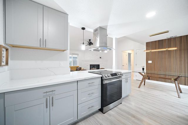 423 R Street, Lincoln, CA 95648