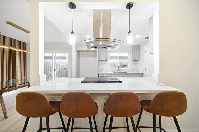 423 R Street, Lincoln, CA 95648