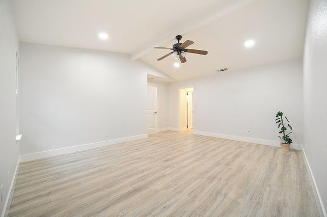 423 R Street, Lincoln, CA 95648