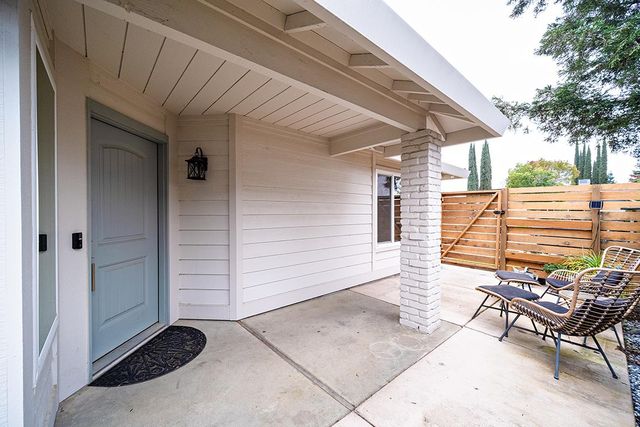 423 R Street, Lincoln, CA 95648