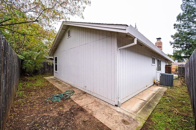 423 R Street, Lincoln, CA 95648