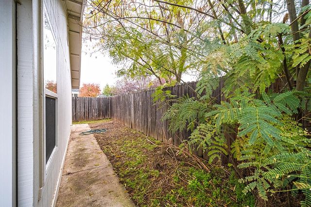 423 R Street, Lincoln, CA 95648