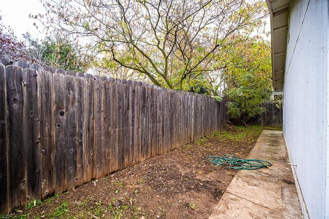 423 R Street, Lincoln, CA 95648