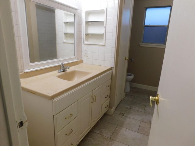 1115 Harpings Way Way, Crosby, TX 77532