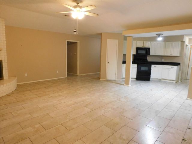1115 Harpings Way Way, Crosby, TX 77532