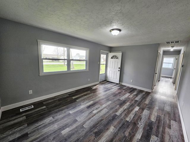 3002 Snow Hill Road SW, Washington Court House, OH 43160