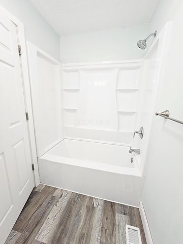 3002 Snow Hill Road SW, Washington Court House, OH 43160