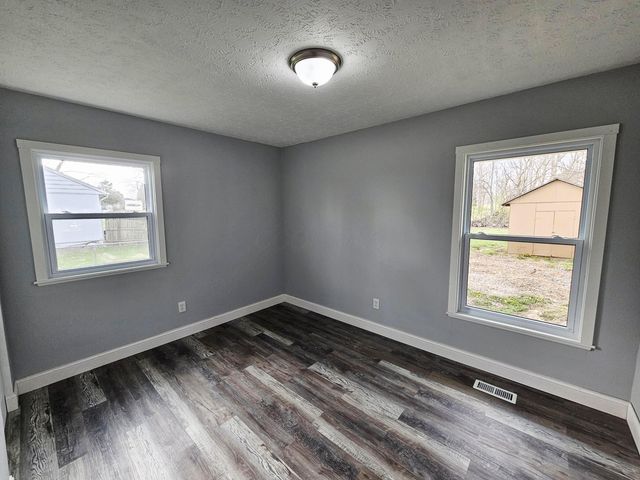 3002 Snow Hill Road SW, Washington Court House, OH 43160