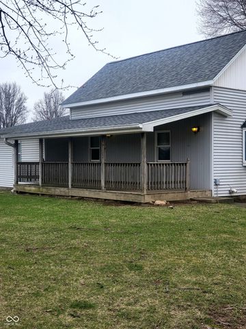 2554 S Barker Road, Veedersburg, IN 47987