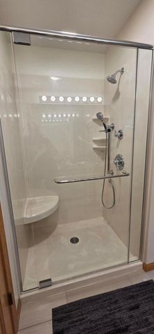 709 W Jackson Avenue, Nixa, MO 65714