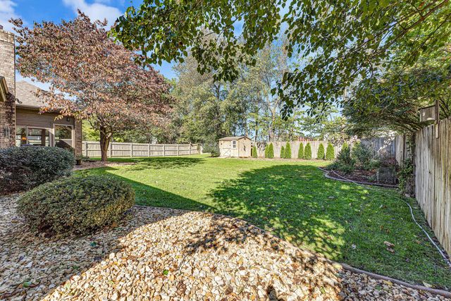 709 W Jackson Avenue, Nixa, MO 65714