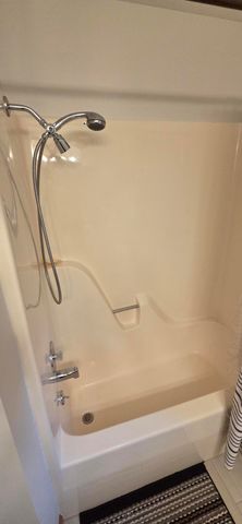 709 W Jackson Avenue, Nixa, MO 65714