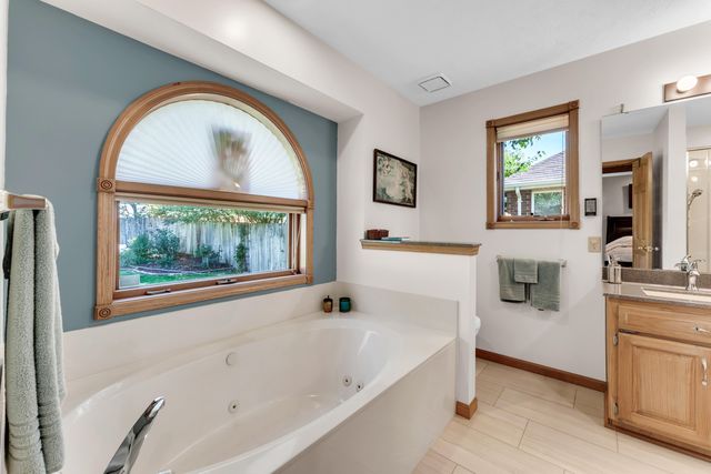 709 W Jackson Avenue, Nixa, MO 65714