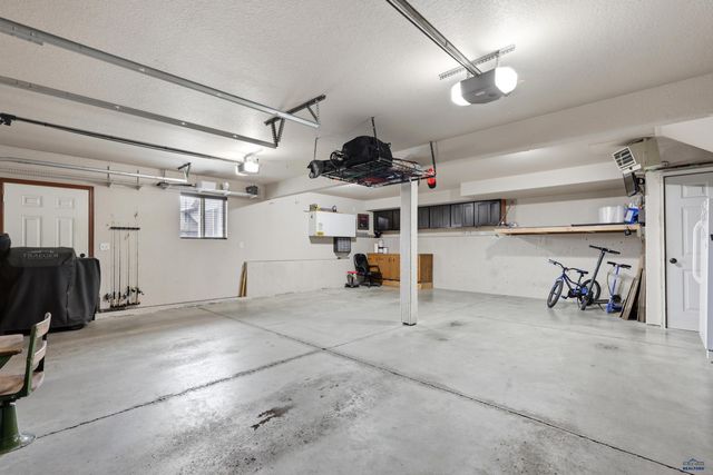 951 ZIEBACH ST, Rapid City, SD 57703