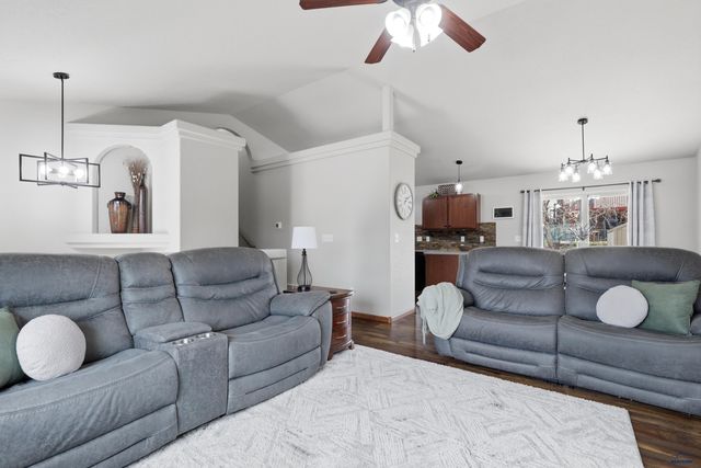 951 ZIEBACH ST, Rapid City, SD 57703