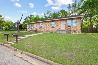 701 W Hull Street 101-2, Denison, TX 75020