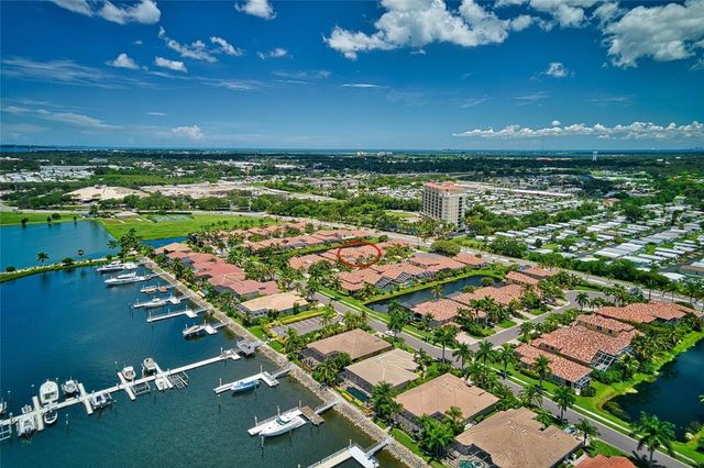 307 9TH AVENUE E, Palmetto, FL 34221