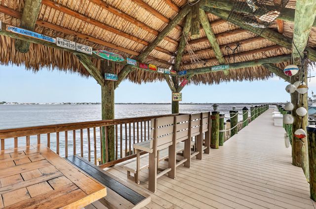 1600 NE Dixie Highway 9 104, Jensen Beach, FL 34957