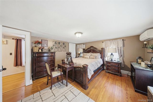 2097 Washington Avenue, Seaford, NY 11783