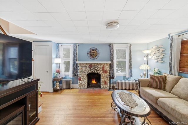 2097 Washington Avenue, Seaford, NY 11783