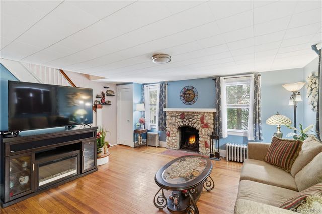 2097 Washington Avenue, Seaford, NY 11783