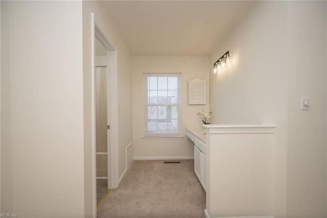 600 Butterwick CT, Chesapeake, VA 23320