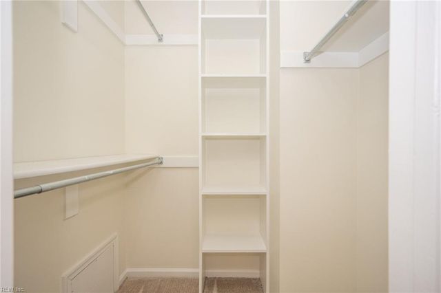 600 Butterwick CT, Chesapeake, VA 23320