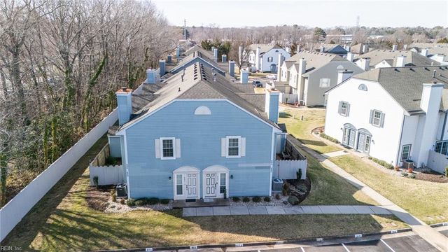 600 Butterwick CT, Chesapeake, VA 23320