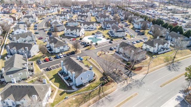 600 Butterwick CT, Chesapeake, VA 23320