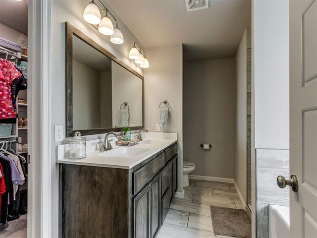 9220 SW 48th Terrace, Oklahoma City, OK 73179