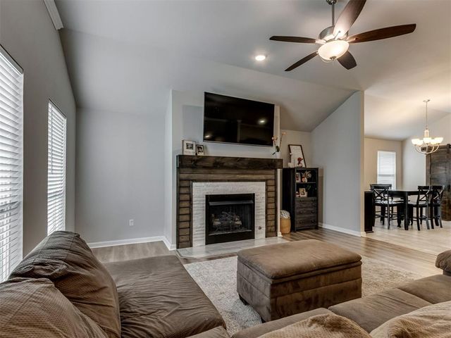 9220 SW 48th Terrace, Oklahoma City, OK 73179