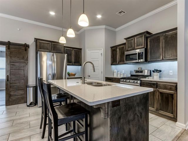 9220 SW 48th Terrace, Oklahoma City, OK 73179