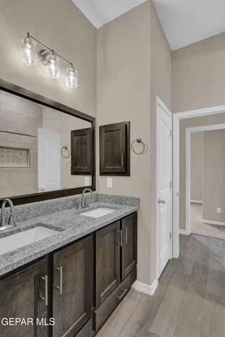 3861 Bubble Place, El Paso, TX 79938