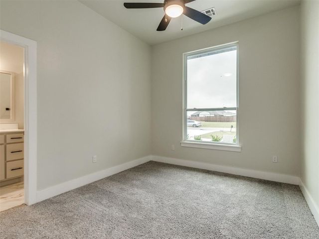 4025 Great Redwood Road, Newcastle, OK 73072