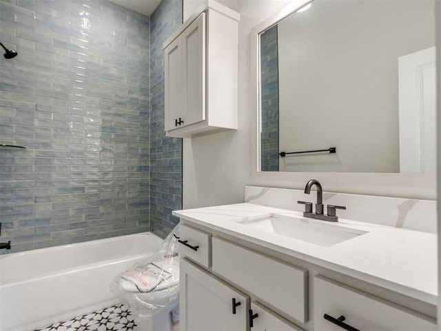 4025 Great Redwood Road, Newcastle, OK 73072